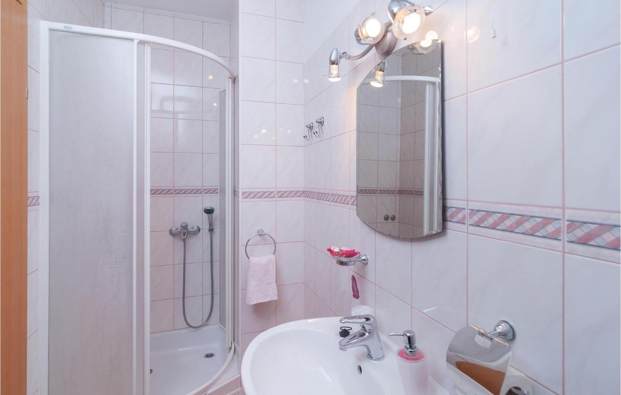 Lovely Apartment In Split With Wifi Exterior foto
