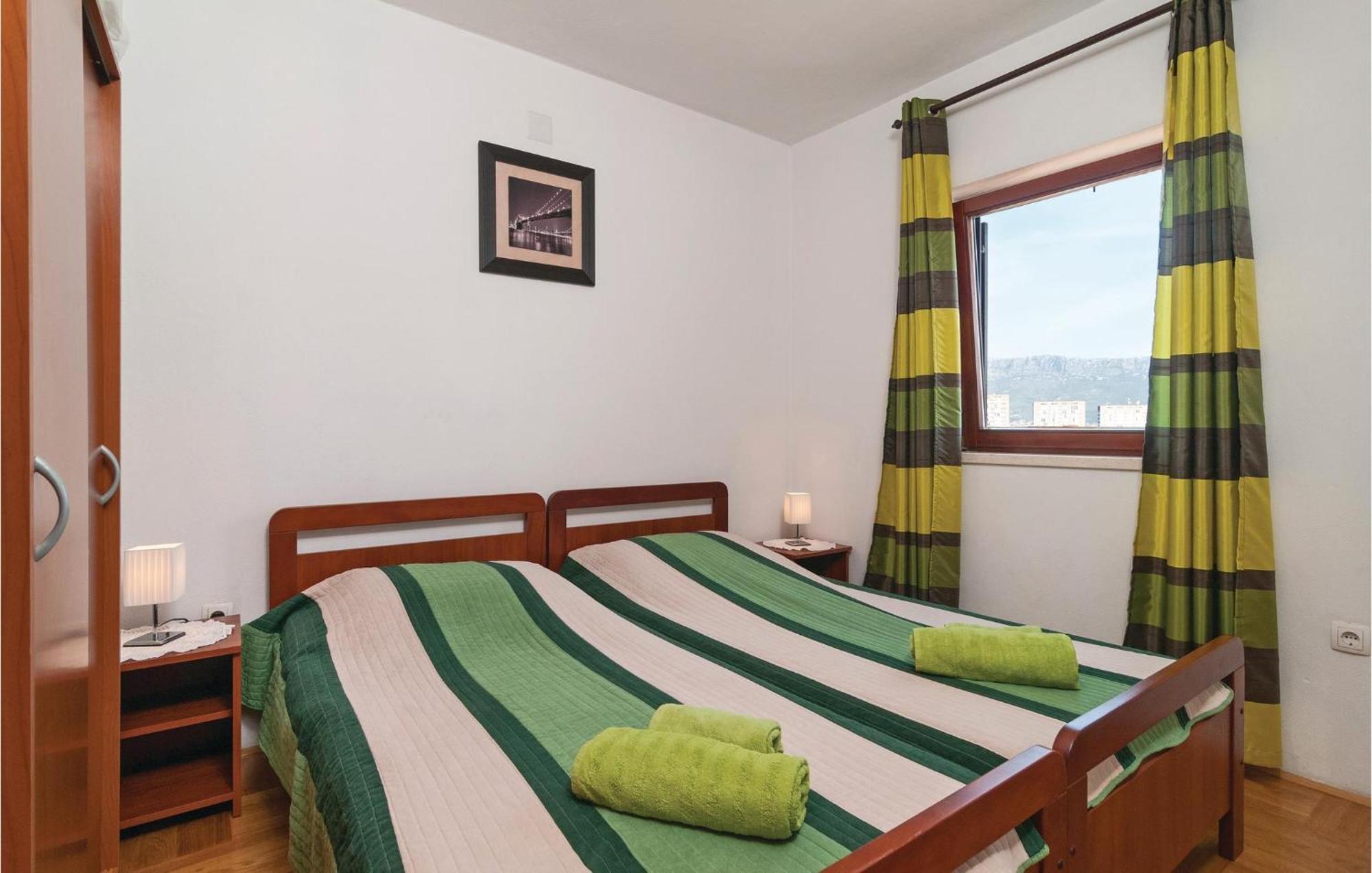Lovely Apartment In Split With Wifi Exterior foto